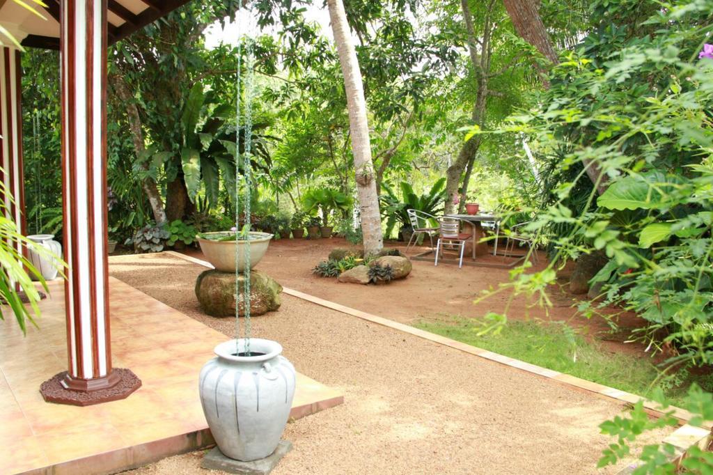 Hill Residence Хиккадува Экстерьер фото