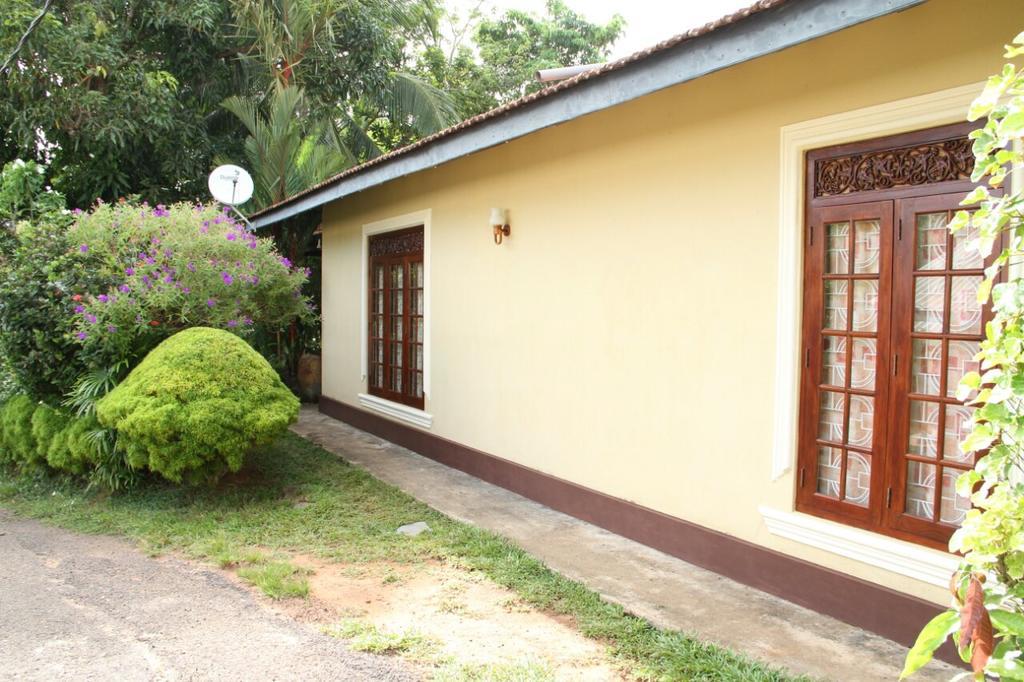 Hill Residence Хиккадува Экстерьер фото